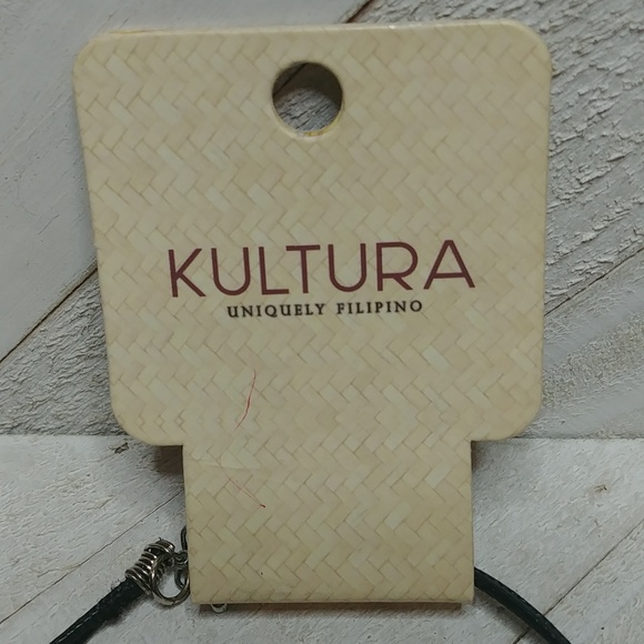 NEW Mosaic Moon Shaped Shell Necklace - Picture 3 of 4